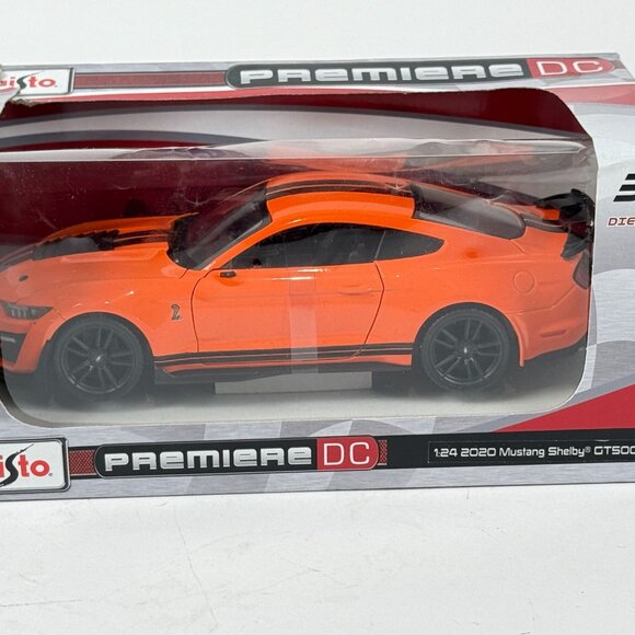 Maisto 2022 1:24 Diecast 2020 Mustang Shelby GT500 Orange Model Car Man Cave - Picture 1 of 8